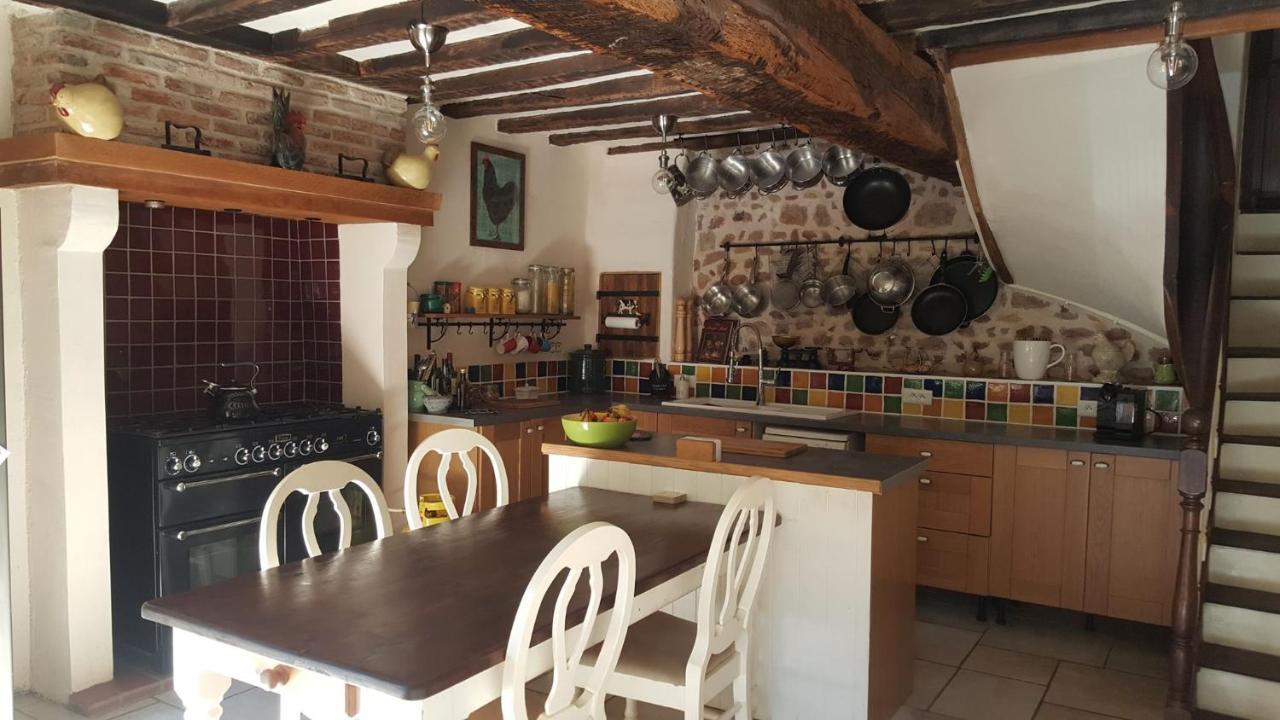 Bed and Breakfast Le Moulin Du Cluzeau Chaillac Экстерьер фото