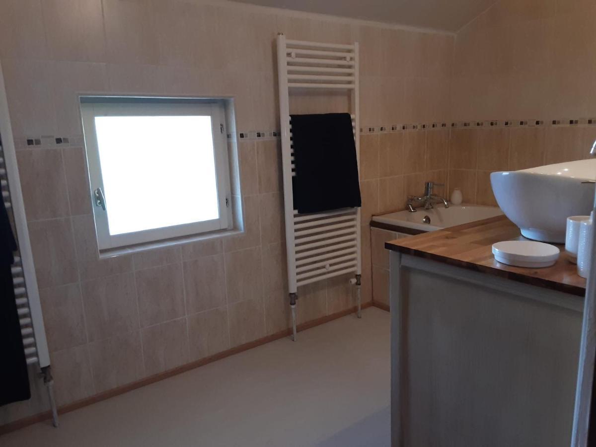 Bed and Breakfast Le Moulin Du Cluzeau Chaillac Экстерьер фото